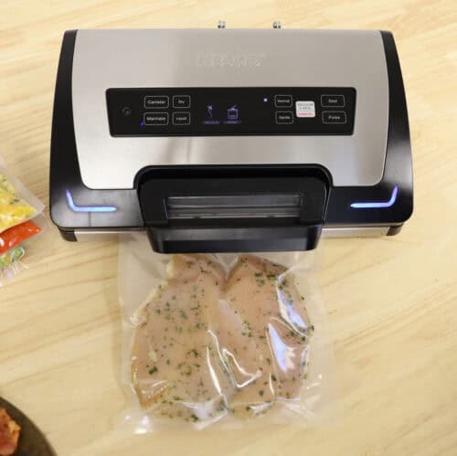 Premium Vacuum Sealer featuring LiquidLock™ - Image 6